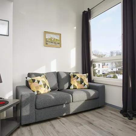 Im Zentrum Gelegene 2-raum-wohnung - Haus Rugier 03 Apartment