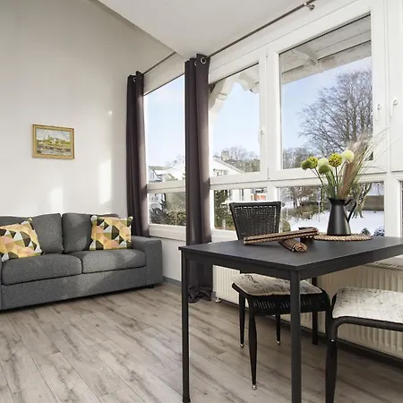 Apartment Im Zentrum Gelegene 2-raum-wohnung - Haus Rugier 03