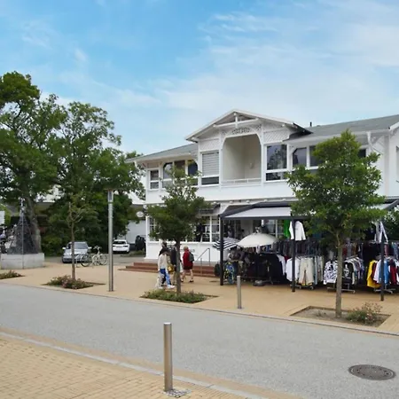 Im Zentrum Gelegene 2-raum-wohnung - Haus Rugier 03 * Goehren (Ruegen)